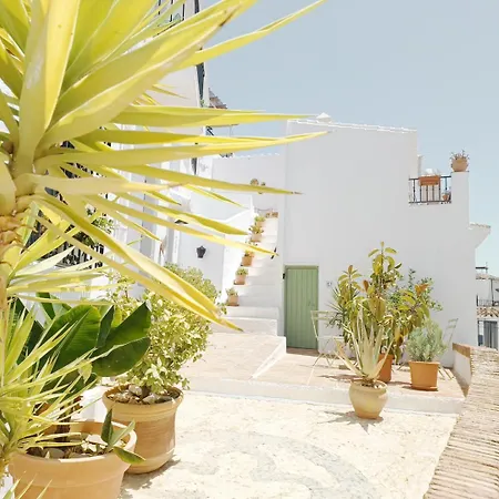 Holiday home Pizarrillas: Tu Hogar En Blanco Pueblo *