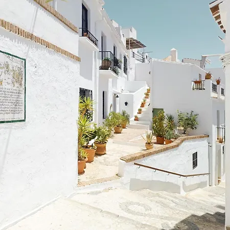Pizarrillas: Tu Hogar En Blanco Pueblo