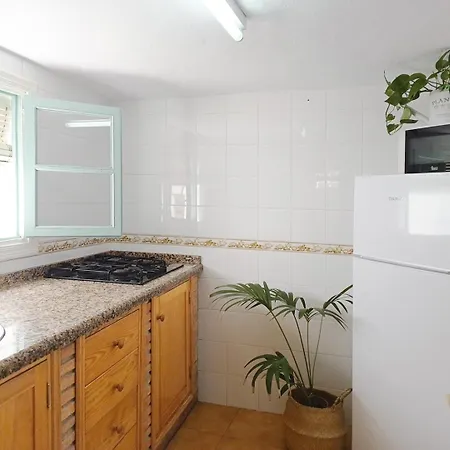 Pizarrillas: Tu Hogar En Blanco Pueblo *