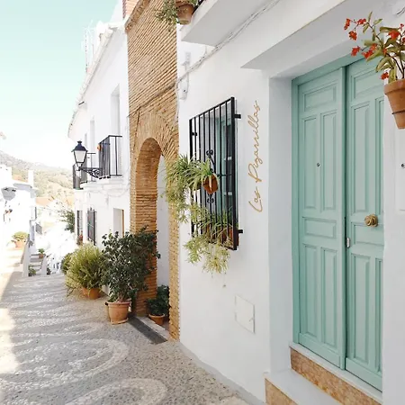 Pizarrillas: Tu Hogar En Blanco Pueblo Frigiliana