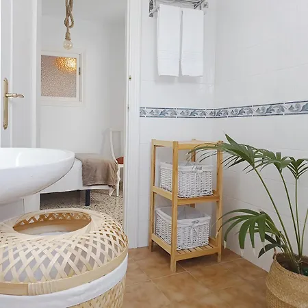 Pizarrillas: Tu Hogar En Blanco Pueblo Holiday home