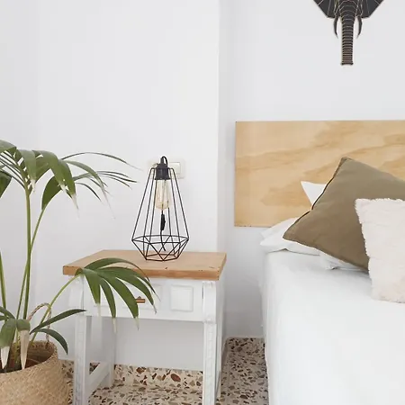 Pizarrillas: Tu Hogar En Blanco Pueblo *