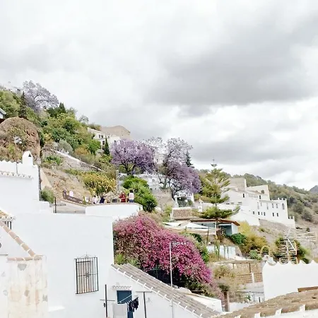 Pizarrillas: Tu Hogar En Blanco Pueblo Frigiliana