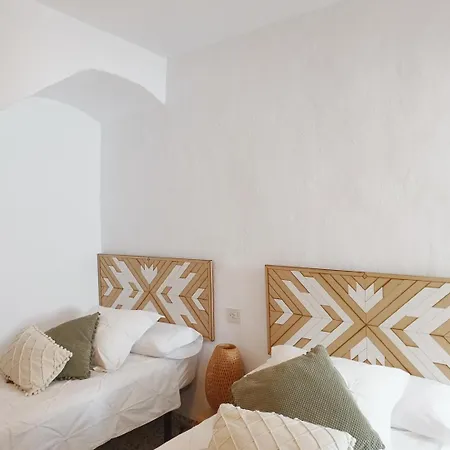 Pizarrillas: Tu Hogar En Blanco Pueblo Holiday home